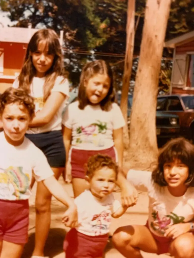 monica y sus 5 hermanas